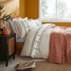 Embroidered Inca 100% Cotton Duvet Cover And Pillowcase Set 33 Embroidered Inca 100% Cotton Duvet Cover And Pillowcase Set -Habitat Store 30928296 alt07