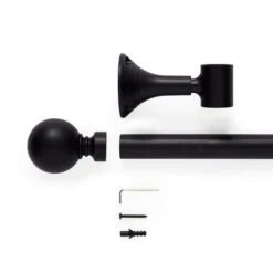 Ashton Metal Eyelet Bay Curtain Pole -Habitat Store 30928384 alt02