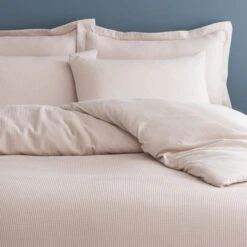 Alston Waffle Oxford Pillowcase 28 Alston Waffle Oxford Pillowcase -Habitat Store 30928495 alt02