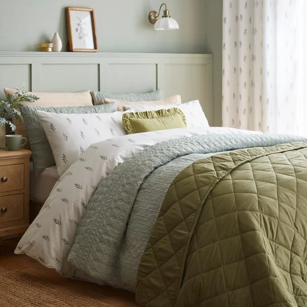 Harper Stem Floral 144 Thread Count Cotton Duvet Cover & Pillowcase Set 11 Harper Stem Floral 144 Thread Count Cotton Duvet Cover & Pillowcase Set - Image 9