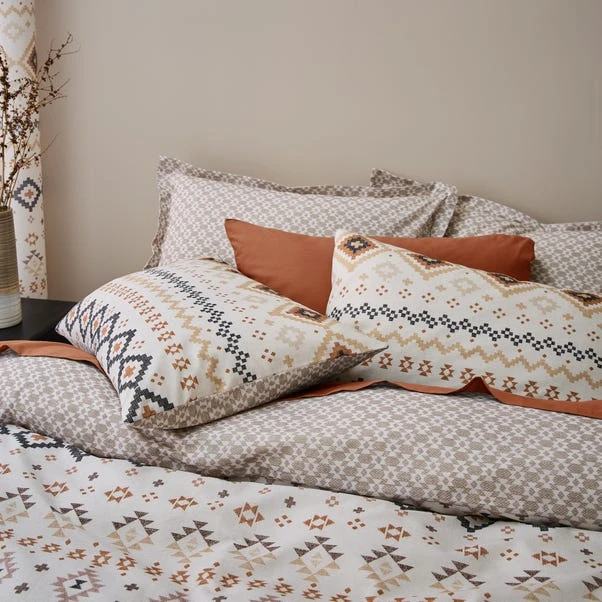 Jabari Aztec 144 Thread Count Reversible Duvet Cover & Pillowcase Set 9 Jabari Aztec 144 Thread Count Reversible Duvet Cover & Pillowcase Set - Image 7