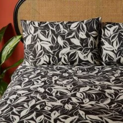 Sketched Leaf 144 Thread Count Reversible Cotton Duvet Cover & Pillowcase Set -Habitat Store 30929361 alt01