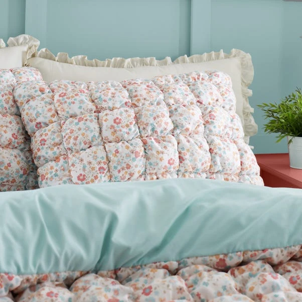 Delphine Quilted Floral Duvet Cover And Pillowcase Set 22 Delphine Quilted Floral Duvet Cover And Pillowcase Set - Image 20