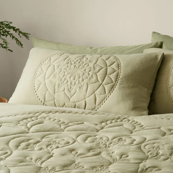 Quilted Mandala Duvet Cover And Pillowcase Set 10 Quilted Mandala Duvet Cover And Pillowcase Set - Image 8