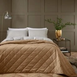 Castleton Bedspread -Habitat Store 30929892