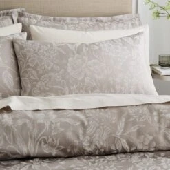 Remi Jacquard Polycotton Duvet Cover And Pillowcase Set -Habitat Store 30929926 alt01