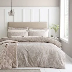 Remi Jacquard Polycotton Duvet Cover And Pillowcase Set -Habitat Store 30929926 alt07