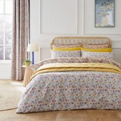 Hannah Retro Ditsy 100% Cotton Duvet Cover And Pillowcase Set -Habitat Store 30930156 alt07
