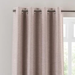 Chester Eyelet Curtains