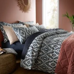 Syrah Ikat 100% Cotton Duvet Cover And Pillowcase Set -Habitat Store 30931779 alt08