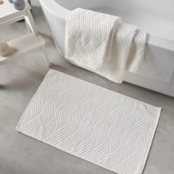 Coastal Breeze Wave Sculptured Bath Mat -Habitat Store 30932117 alt02