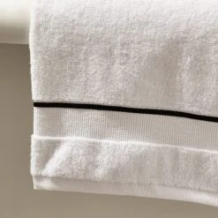 Baratta Stitch Cotton Towel -Habitat Store 30932219 alt01