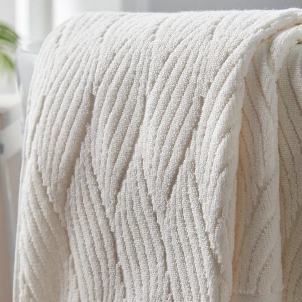 Coastal Breeze Wave Sculptured Cotton Towel 11 Coastal Breeze Wave Sculptured Cotton Towel - Image 9