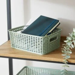 Checked Plastic Basket -Habitat Store 30933417
