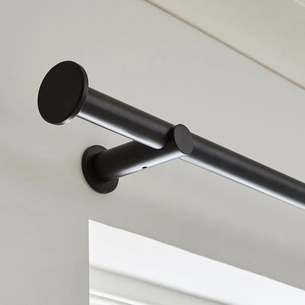 Stepped Stud Fixed Metal Curtain Pole With Rings 9 Stepped Stud Fixed Metal Curtain Pole With Rings - Image 7