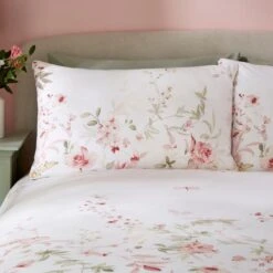 Nola Floral Duvet Cover And Pillowcase Set -Habitat Store 30948917 alt01