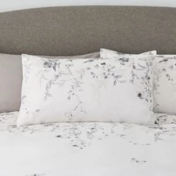 Nola Floral Duvet Cover And Pillowcase Set -Habitat Store 30948919 alt01