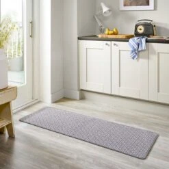 Marvel Boucle Greek Key Washable Runner -Habitat Store 30977302